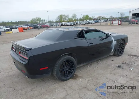 2018 Dodge Challenger Sxt Plus из США, поврежденный, VIN 2C3CDZAG3JH199175